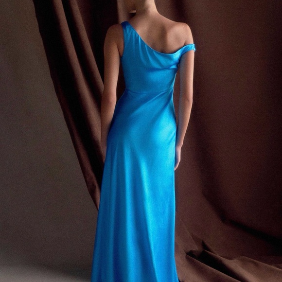 Meshki Vibrant Blue One-Shoulder Dress - Picture 2 of 3